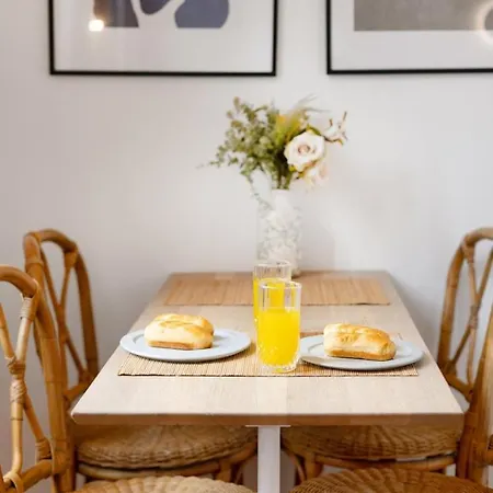 Bright Retreat In Historic Gaia Apartman