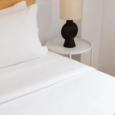 Bright Retreat In Historic Gaia * Vila Nova de Gaia