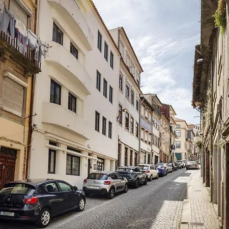 Bright Retreat In Historic Gaia Apartman Vila Nova de Gaia